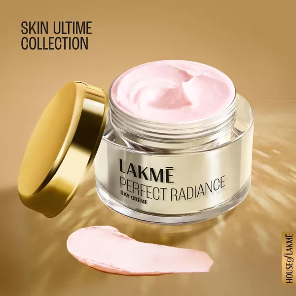 LAKMÉ Absolute Perfect Radiance Brightening Day Cream 50 g, SPF 30, Daily Illuminating Face Moisturizer for Glowing Skin - With Glycerin & Niacinamide - Image 10